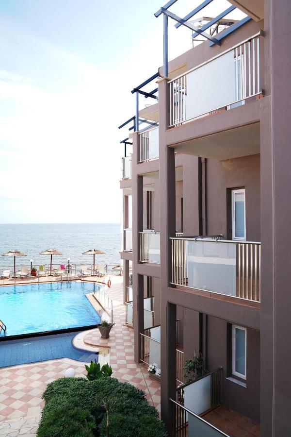 Cozy Corner Vs Beachfront Stalós Exteriér fotografie