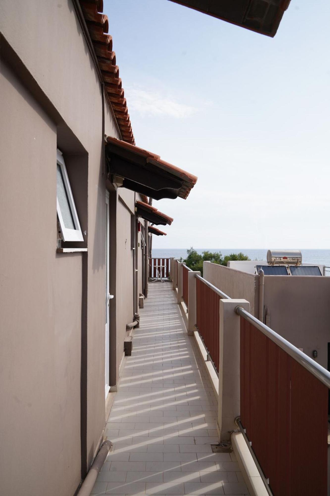 Cozy Corner Vs Beachfront Stalós Exteriér fotografie